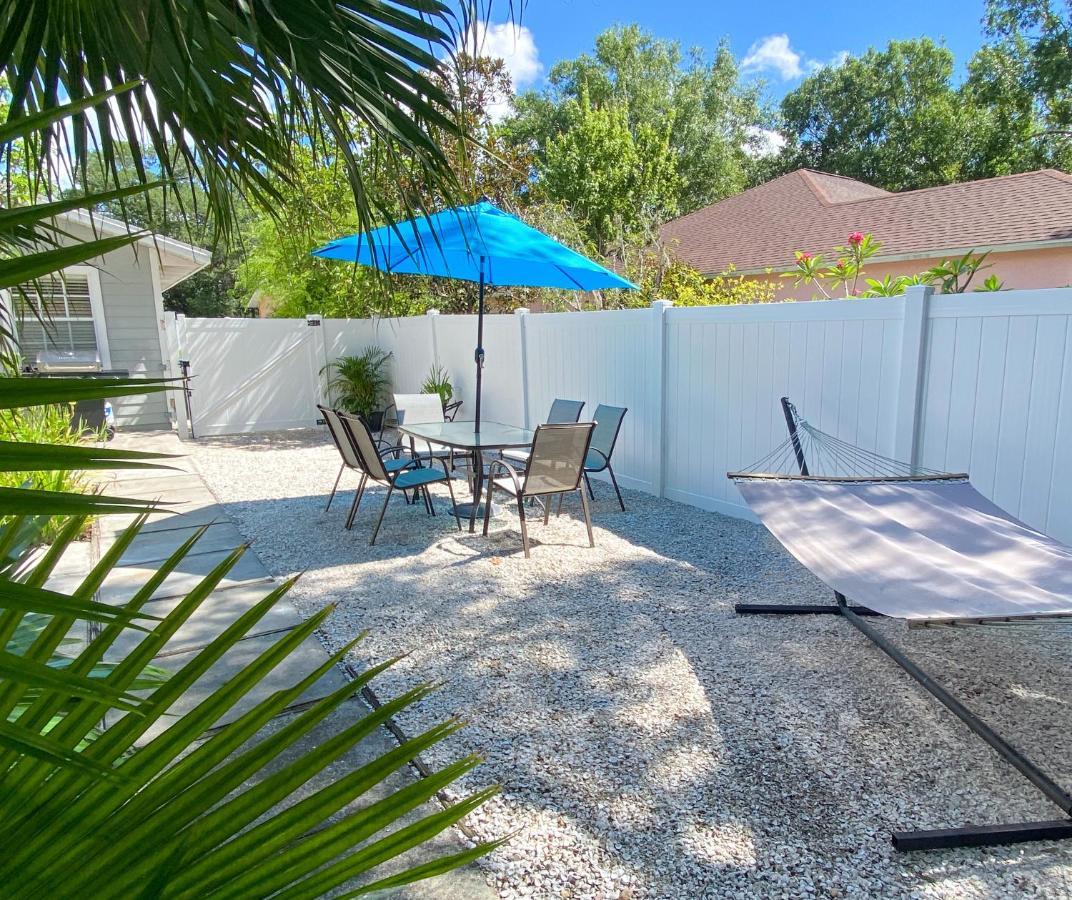 Tropical And Tranquil Bradenton Hideaway Villa Exterior photo